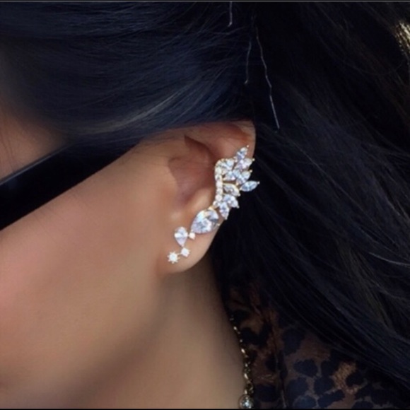 CZ Stud and Flutter Ear Crawler Brand New - Picture 2 of 8